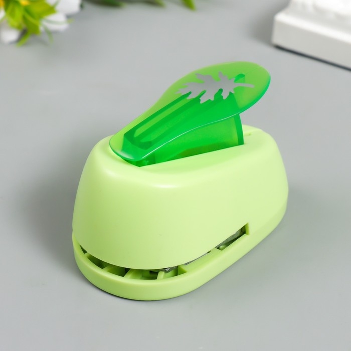 Фигурный компостер Фигурный компостер "Рукоделие. Узор 075" 8,5х5,4 см, d = 2.5 см