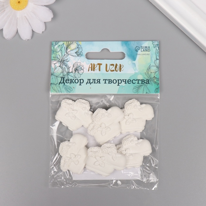 Декор для творчества полистоун Декор для творчества полистоун "Пинетки" белый набор 6 шт 3х2,7 см