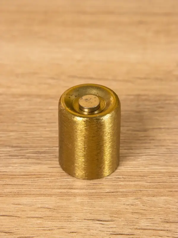 Подсвечник на 1 свечу на магнитах "Пудровый" 11х11х4 см