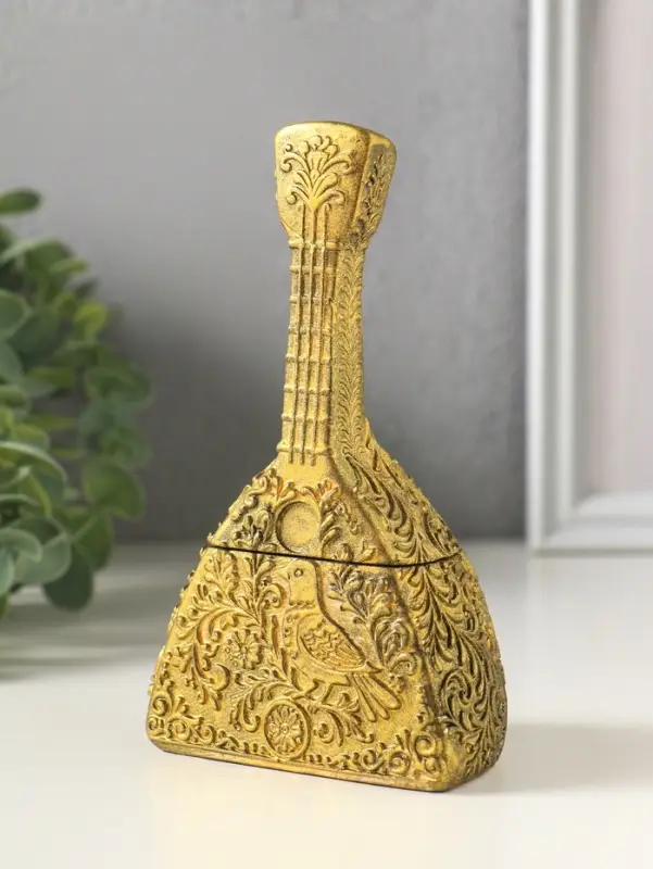 Шкатулка с крышкой для украшений &laquo;Балалайка&raquo;, 14.5&times;8.5&times;5.5 см, под золото