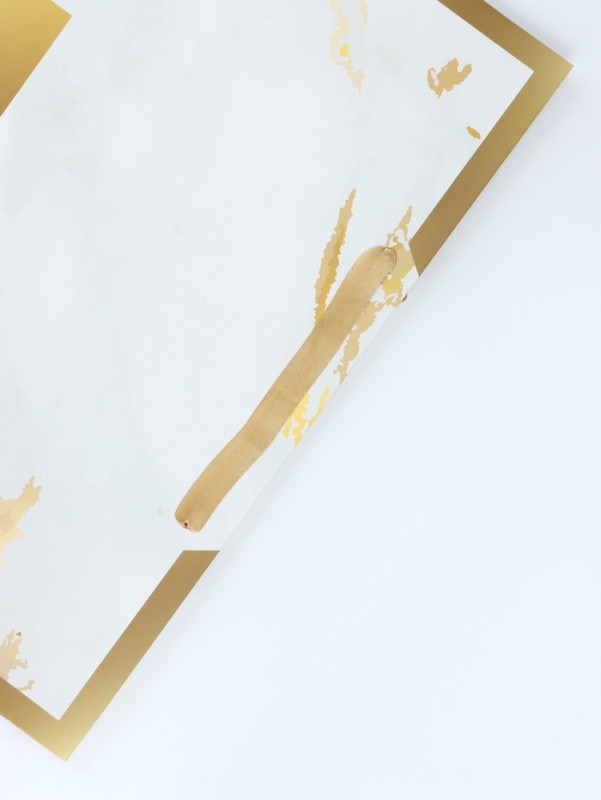 Пакет подарочный ламинированный вертикальный «Подарок», XL 40 × 49 × 19 см