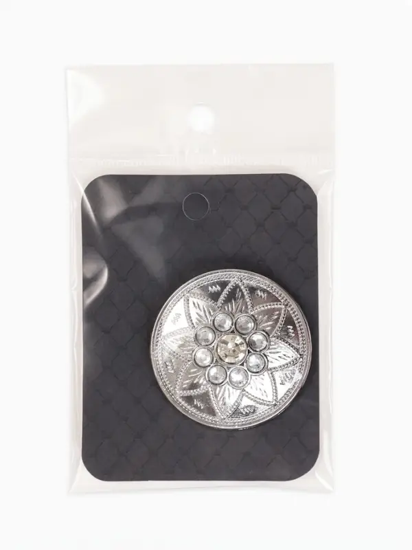 Брошь &laquo;Царская&raquo; круг. лилия, белая в серебре