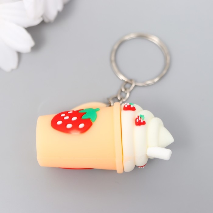 Брелок резина Брелок резина "Клубничный коктейль" 2,5х3,3х5 см