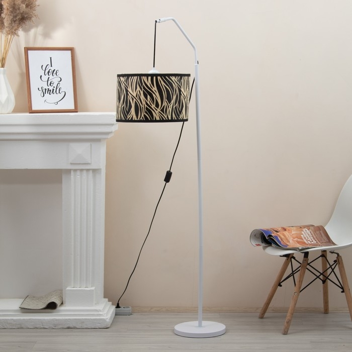 Торшер  Торшер "Лайнер зебра" Е27 40Вт белый 22х22х155см   МОДЕЛЬ F761TT-1006