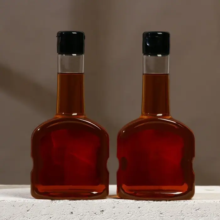 Подарочный набор косметики «Больших побед!», гель для душа и шампунь для волос во флаконах коньяка, 2 х 250 мл, HARD LINE Подарочный набор косметики «Больших побед!», гель для душа и шампунь для волос во флаконах коньяка, 2 х 250 мл, HARD LINE