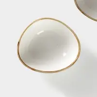 Салатники Magistro «Церера», набор 2 шт., 15.3×13×5.5 см, фарфор, белые Салатники Magistro «Церера», набор 2 шт., 15.3×13×5.5 см, фарфор, белые