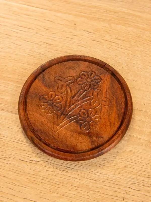 Подставка под горячее  Подставка под горячее "Кошка" (набор 6 шт), 11,5х13х6,5 см, дерево шишам