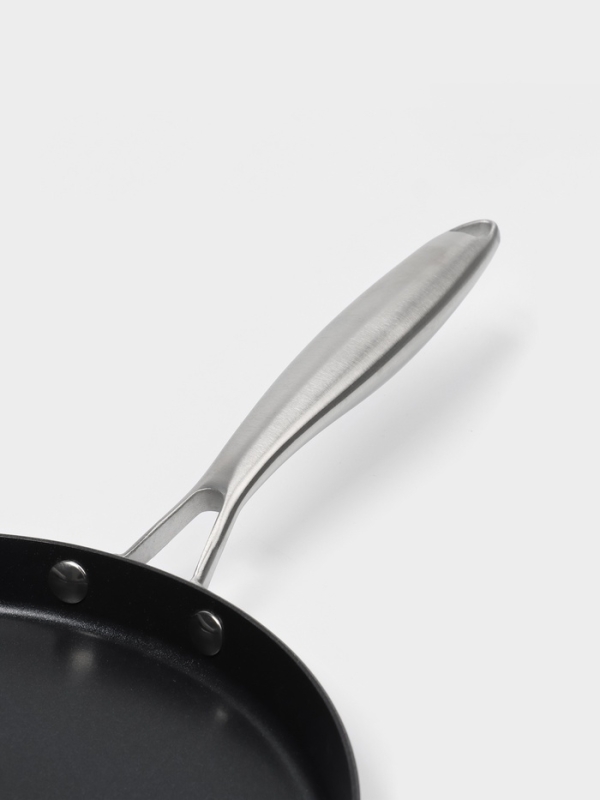 Сковорода блинная 3Ply d=28,5см, h=3 см, толщина 2,2 мм, индукция, АП Сковорода блинная 3Ply d=28,5см, h=3 см, толщина 2,2 мм, индукция, АП