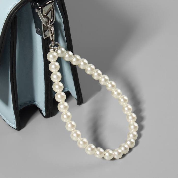 Ручка для сумки, жемчужные бусы, 30 ± 1 бусина, с карабином, цвет белый/серебряный Ручка для сумки, жемчужные бусы, 30 ± 1 бусина, с карабином, цвет белый/серебряный