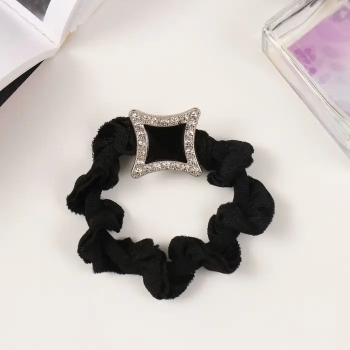 Резинка для волос Резинка для волос "Эйвери" 6 см, чёрный