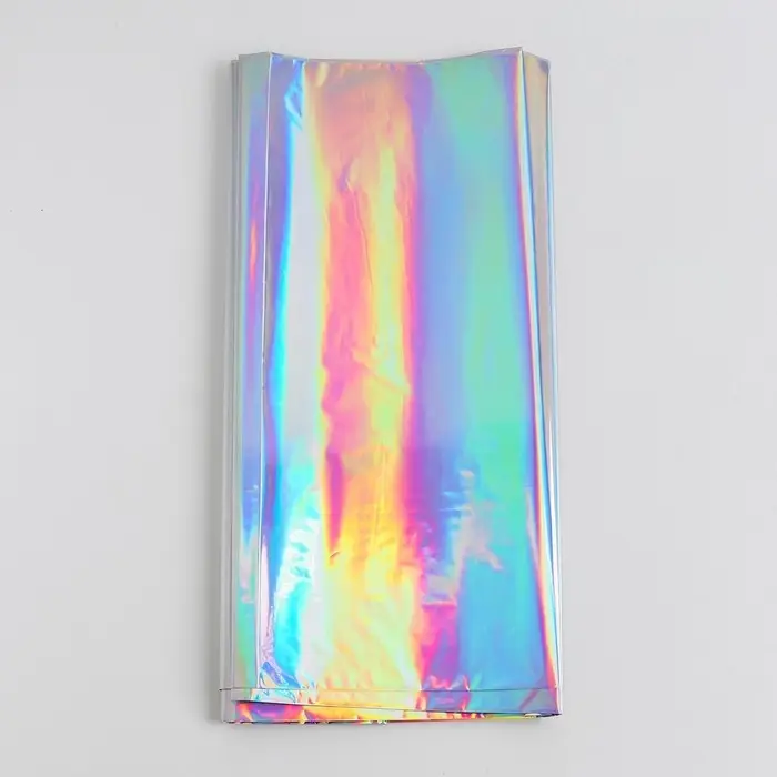 Скатерть одноразовая &laquo;Голография&raquo;, 137&times;274 см