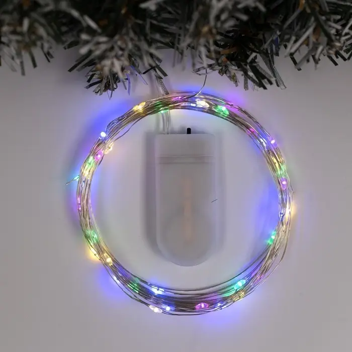 Гирлянда &laquo;Нить&raquo; 5 м, роса, IP20, серебристая нить, 50 LED, от батареек CR2032&times;2, свечение мульти