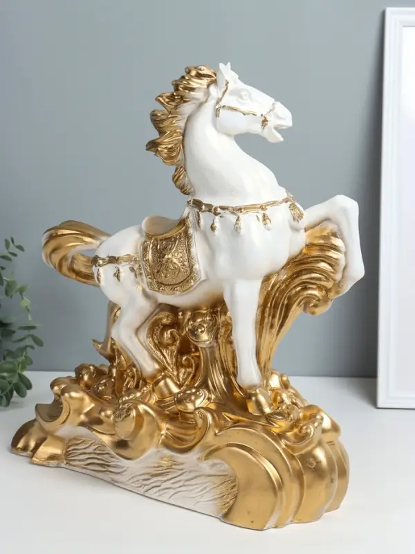 Фигура Фигура "Конь огненный" 40,5х36х15 см, белый с золотом