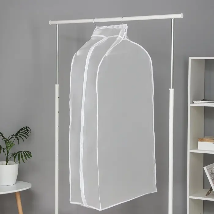 Чехол для одежды Доляна, плотный, объёмный, 60&times;110&times;30 см, белый