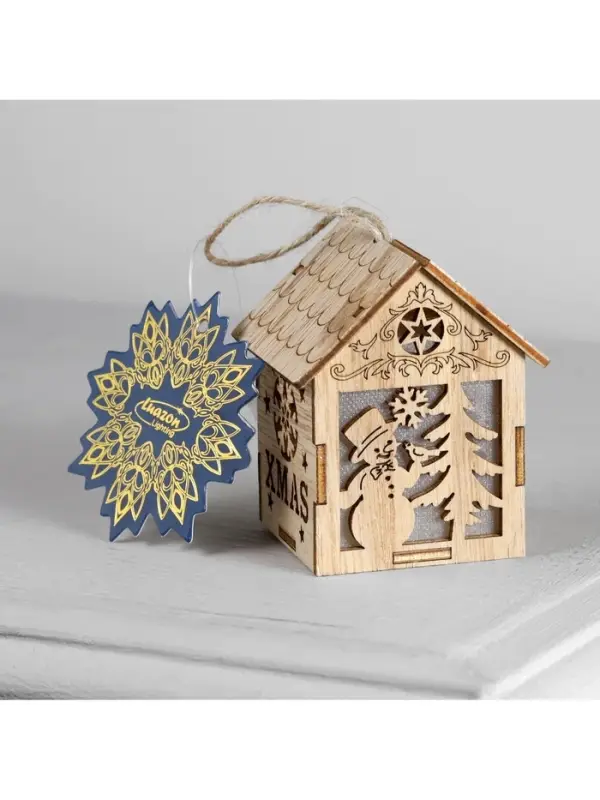 Ёлочная игрушка &laquo;Домик со снеговиком&raquo;, 8&times;6.5&times;6 см, от батареек, свечение тёплое белое