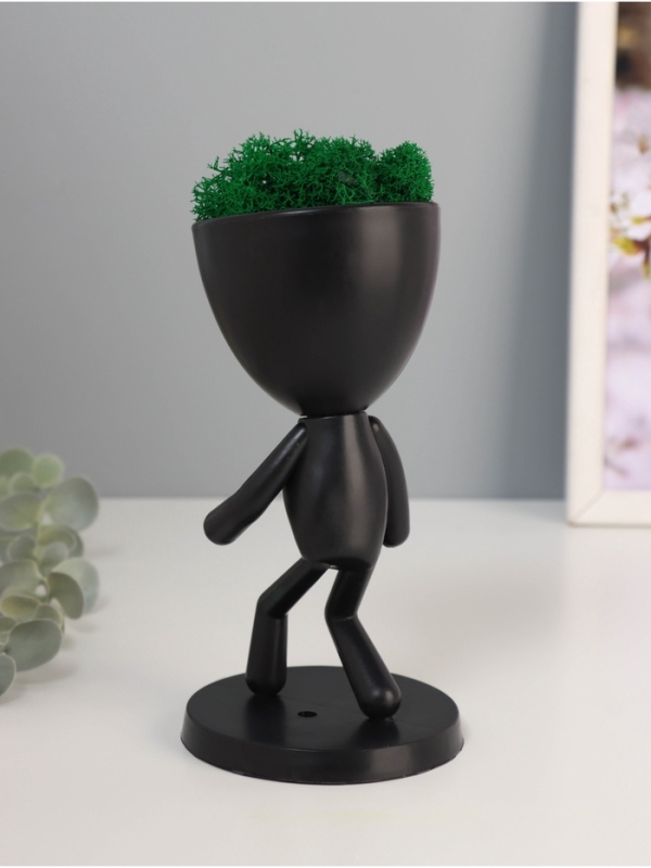 Кашпо пластиковое "Мистер Грин бежит" 16,5*8,5*8,5 см черный