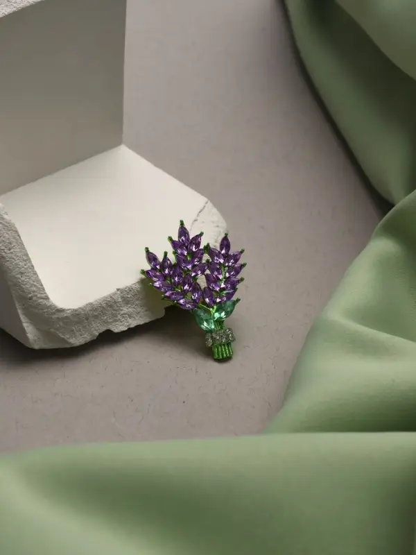 Брошь &laquo;Букет&raquo;, лаванды, сиреневая в золоте