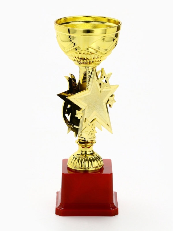 Кубок 190, наградная фигура, золото, подставка пластик, 22,5 х 9 х 7.5 см Кубок 190, наградная фигура, золото, подставка пластик, 22,5 х 9 х 7.5 см
