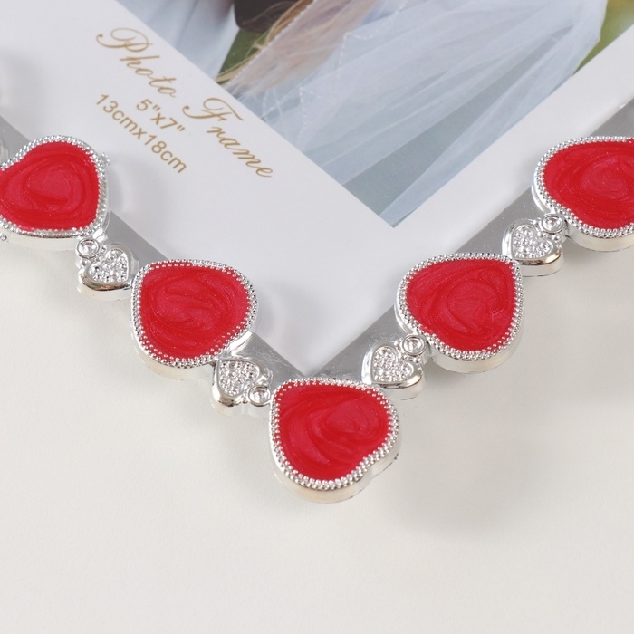 Фоторамка пластик под металл 13х18 см Фоторамка пластик под металл 13х18 см "Красные сердца" эмаль 1,3х20,3х16,2 см