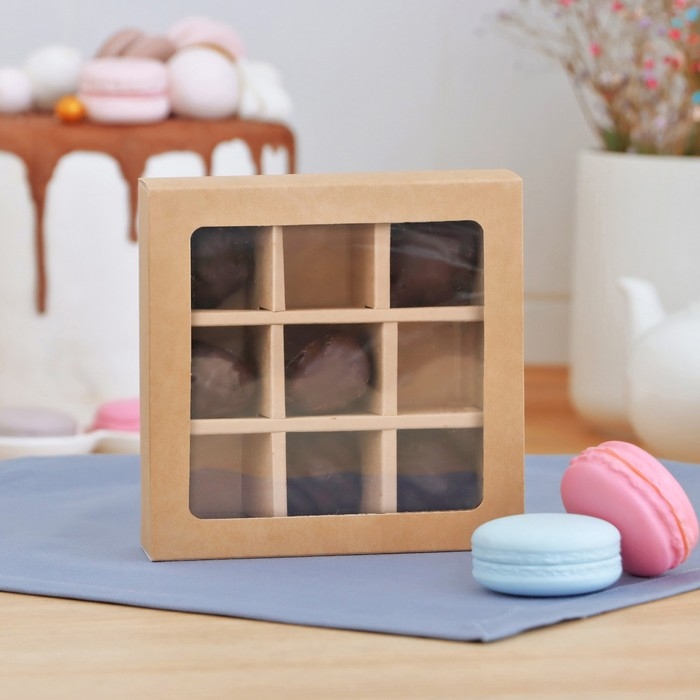 Упаковка для конфет, крафт, на 9 шт, 13,5 х 13,5 х 3,2 см Упаковка для конфет, крафт, на 9 шт, 13,5 х 13,5 х 3,2 см