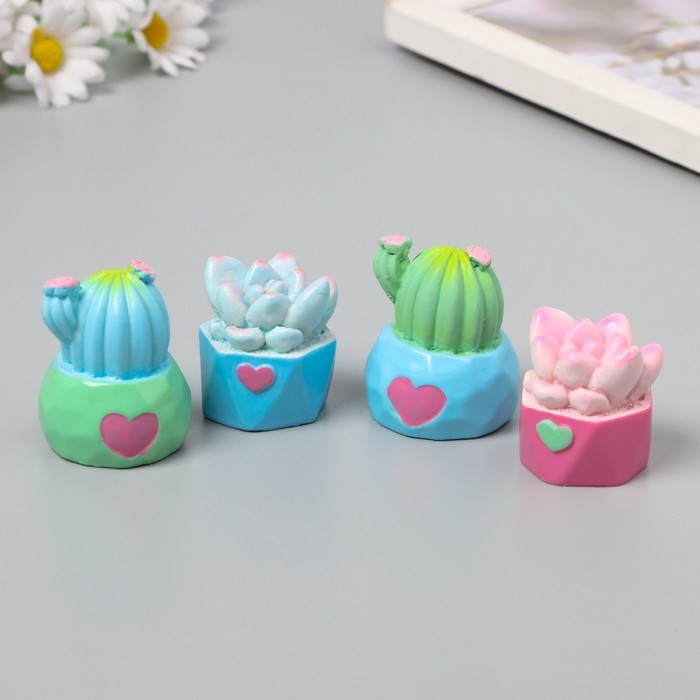 Сувенир полистоун  Сувенир полистоун "Кактус в горшочке" набор 4 шт 4х2,5х3 см