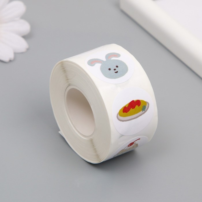 Наклейка бумага Наклейка бумага "Зайка и сладости" d=2,5 см 500 шт в рулоне 3х5,5х5,5см