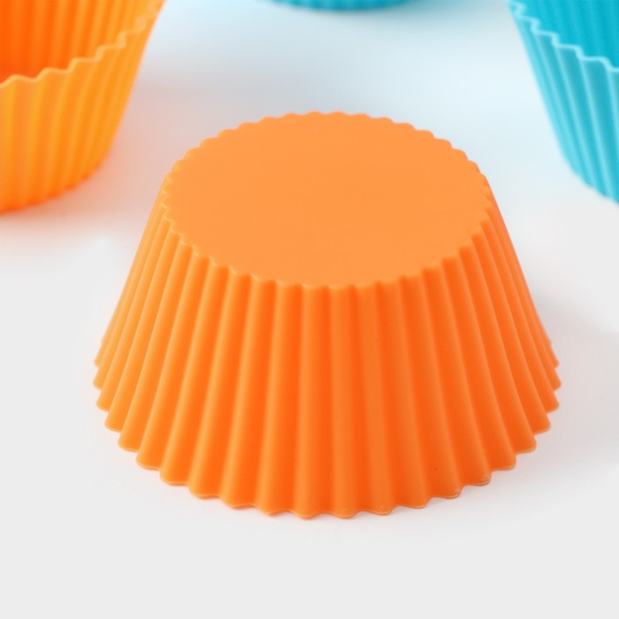 Форма для выпечки Доляна «Силикон плюс», 27×18,5 см, 6 ячеек, силиконовые вкладки, антипригарное покрытие, цвет формочек МИКС Форма для выпечки Доляна «Силикон плюс», 27×18,5 см, 6 ячеек, силиконовые вкладки, антипригарное покрытие, цвет формочек МИКС