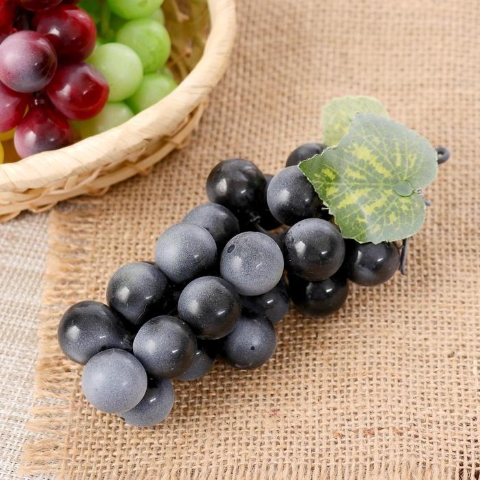 Муляж Муляж "Виноград матовый" 24 ягоды 12 см, микс