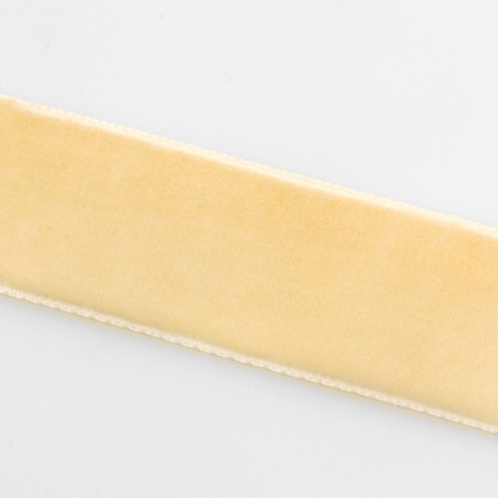 Лента бархатная, 20 мм, 18 ± 1 м, цвет молочный №04 Лента бархатная, 20 мм, 18 ± 1 м, цвет молочный №04