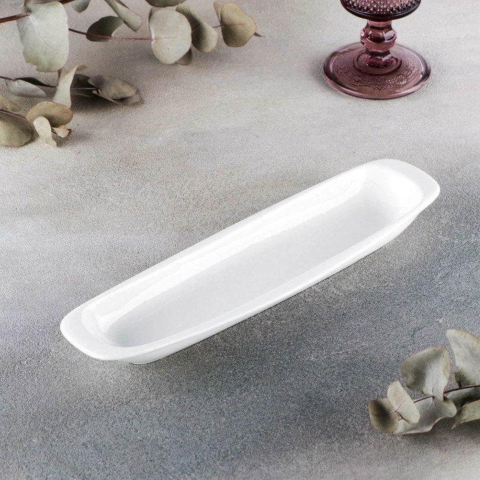 Блюдо фарфоровое Wilmax, 28×7,5 см, цвет белый Блюдо фарфоровое Wilmax, 28×7,5 см, цвет белый