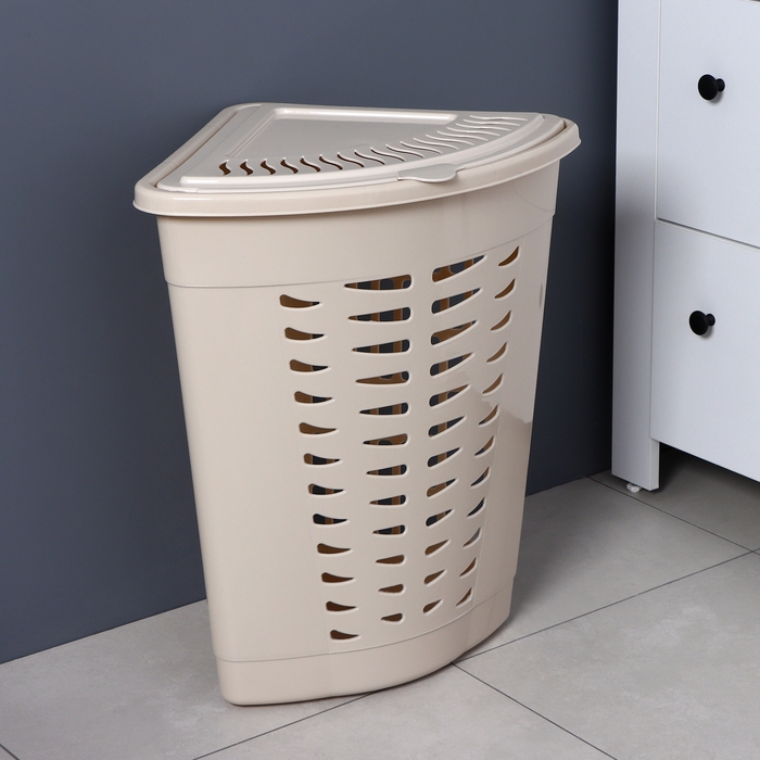 Корзина для белья угловая с крышкой, 45 л, 37×50×56 см, цвет слоновая кость Корзина для белья угловая с крышкой, 45 л, 37×50×56 см, цвет слоновая кость