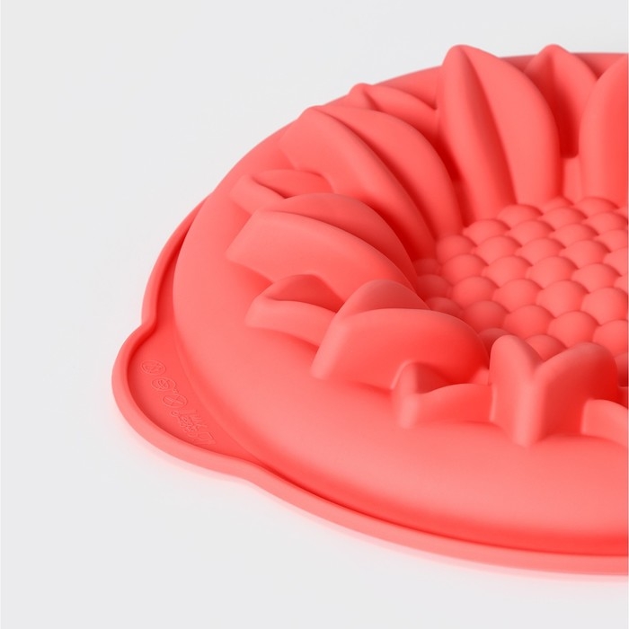 Форма для выпечки Доляна &laquo;Подсолнух&raquo;, силикон, 29&times;6 см, с ручками, цвет МИКС