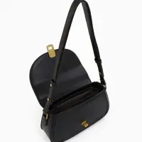 Сумка женская мессенджер TEXTURA на клапане, 23&times;6&times;13 см, чёрная