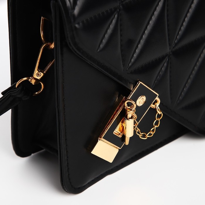 Сумка женская на клапане, отдел на молнии, 22х14 х 7 см, цвет чёрный Сумка женская на клапане, отдел на молнии, 22х14 х 7 см, цвет чёрный