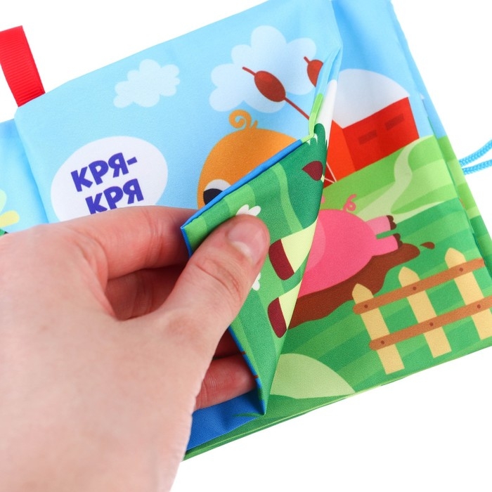 Книжка - шуршалка «Кто как говорит?» 11х11 см Книжка - шуршалка «Кто как говорит?» 11х11 см