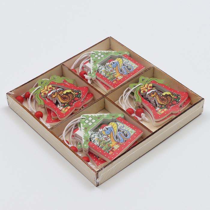 Набор подвесок в деревянной подарочной упаковке, 12 шт. Набор подвесок в деревянной подарочной упаковке, 12 шт.