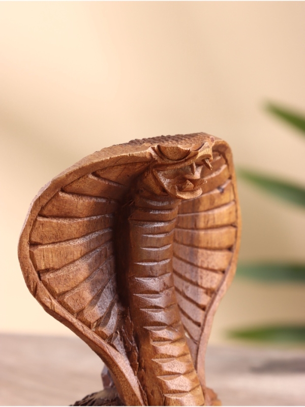 Сувенир  Сувенир "Кобра" дерево суар, 9х4,5х12 см