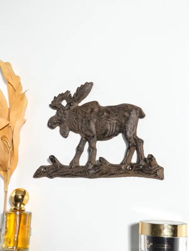 Крючки настенные &laquo;Лось на бревне&raquo;, ключница декоративная, чугун, 23&times;15&times;2.2 см