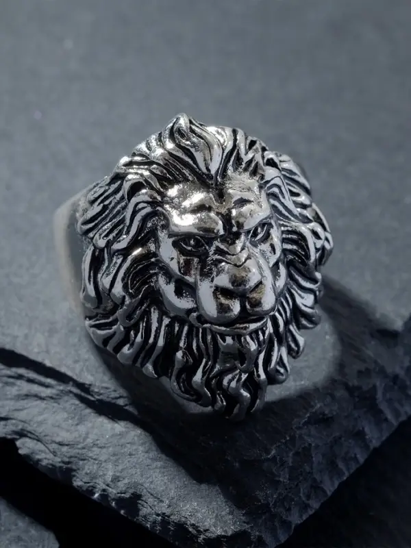 Кольцо &laquo;Перстень&raquo;, лев, цвет чернёное серебро, безразмерное