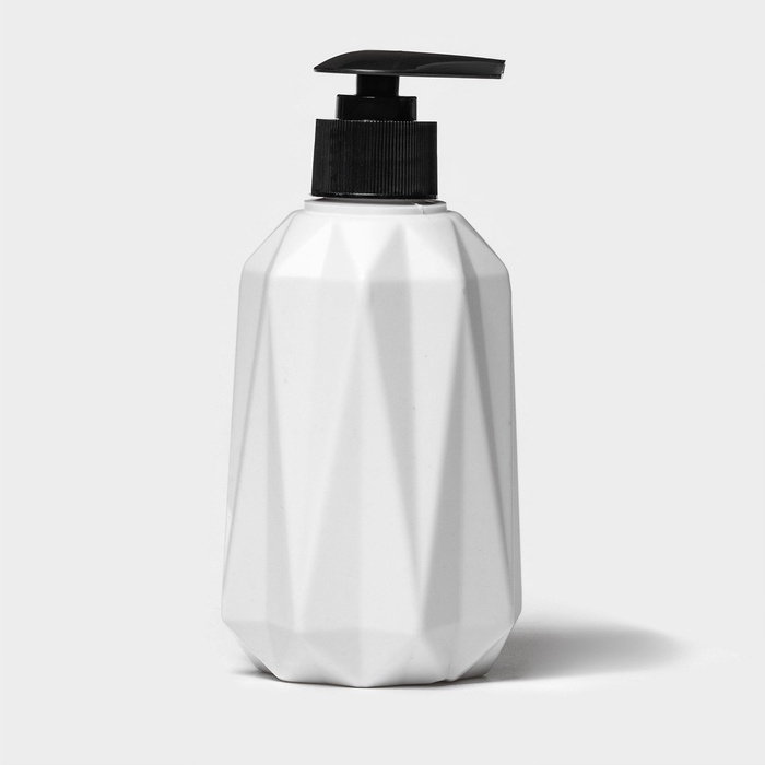 Дозатор для жидкого мыла «Грани», пластик, 350 мл, 7,8×7,8×15,5 см, белый Дозатор для жидкого мыла «Грани», пластик, 350 мл, 7,8×7,8×15,5 см, белый