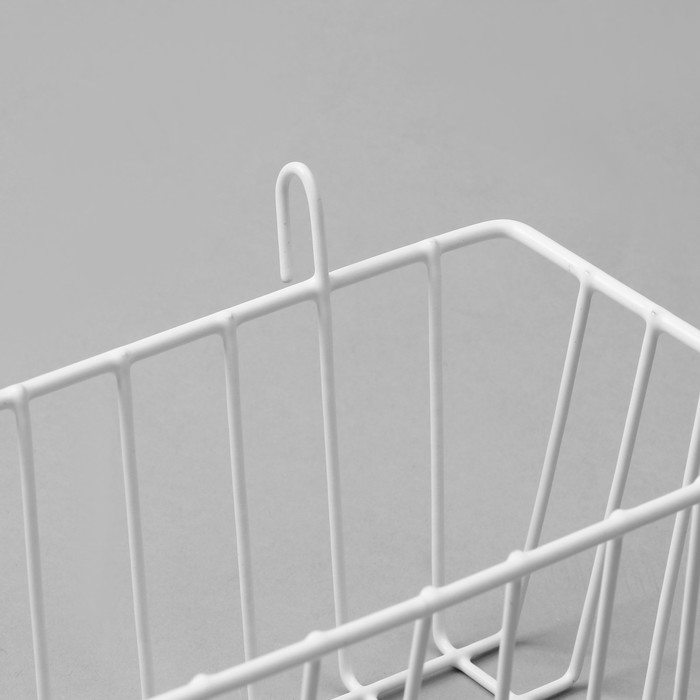 Корзина на сетку, 23×9×10 см, цвет белый Корзина на сетку, 23×9×10 см, цвет белый