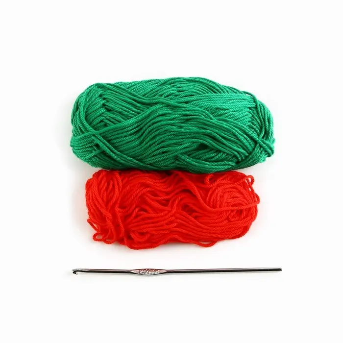 Ёлочная игрушка на новый год своими руками. Набор для вязания &laquo;Праздничная ёлка&raquo;, 9 см, новогодний набор для творчества