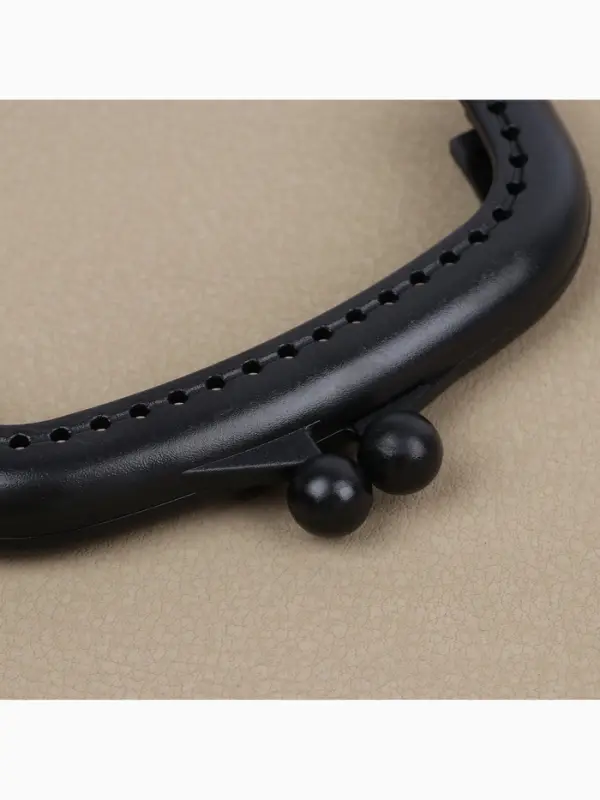 Фермуар пришивной, 9&times;5.5 см, чёрный