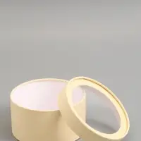 Подарочная коробка, сливочный, завальцованная с окном, 18 х 10 см