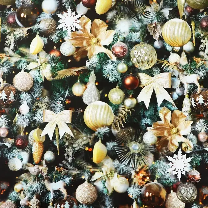 Упаковочная бумага на новый год «Новогодний вальс», 70 х 100 см, глянцевая