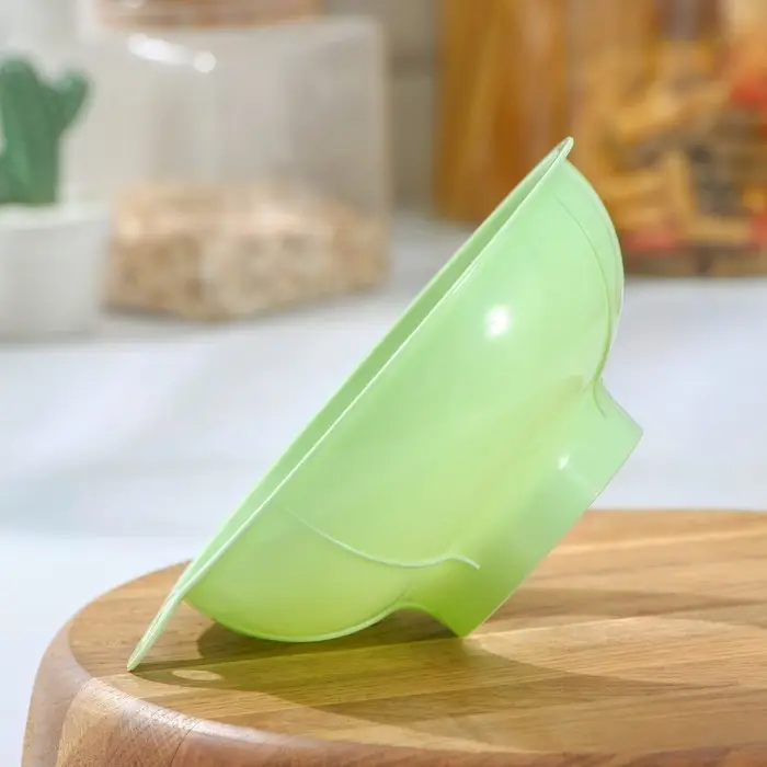 Воронка для банок с широкой горловиной, d=15 см (6,5 см), цвет МИКС Воронка для банок с широкой горловиной, d=15 см (6,5 см), цвет МИКС