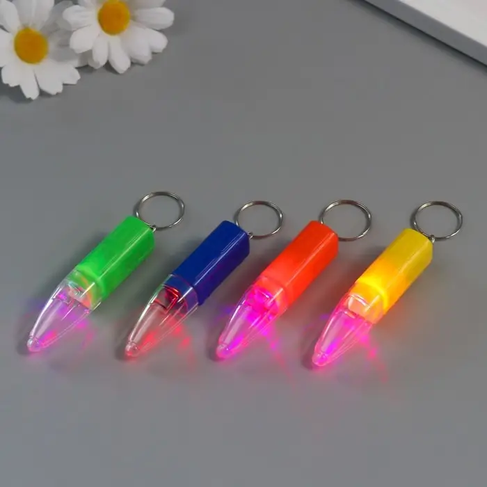 Фонарик брелок для ключей на кольце «Электропоезд», мигает, 7×1.2 см, МИКС