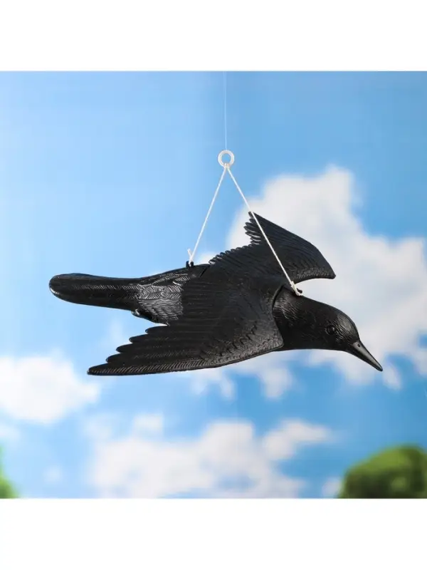 Подвесная фигура из &laquo;Чёрный дрозд&raquo;, 58&times;41&times;10 см, пластик