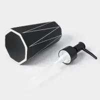 Аксессуары для ванной &laquo;Локо&raquo;, 4 предмета, дозатор для мыла 280 мл, мыльница, 2 стакана 250 мл, чёрные