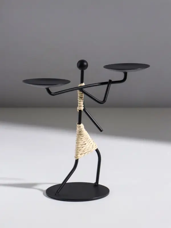 Подсвечник металл на 2 свечи  Подсвечник металл на 2 свечи "Абориген с коромыслом" d=6 см 17х8х17 см